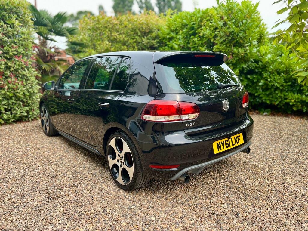 Volkswagen Golf 1.6 Tdi Se Euro 5 Red #5