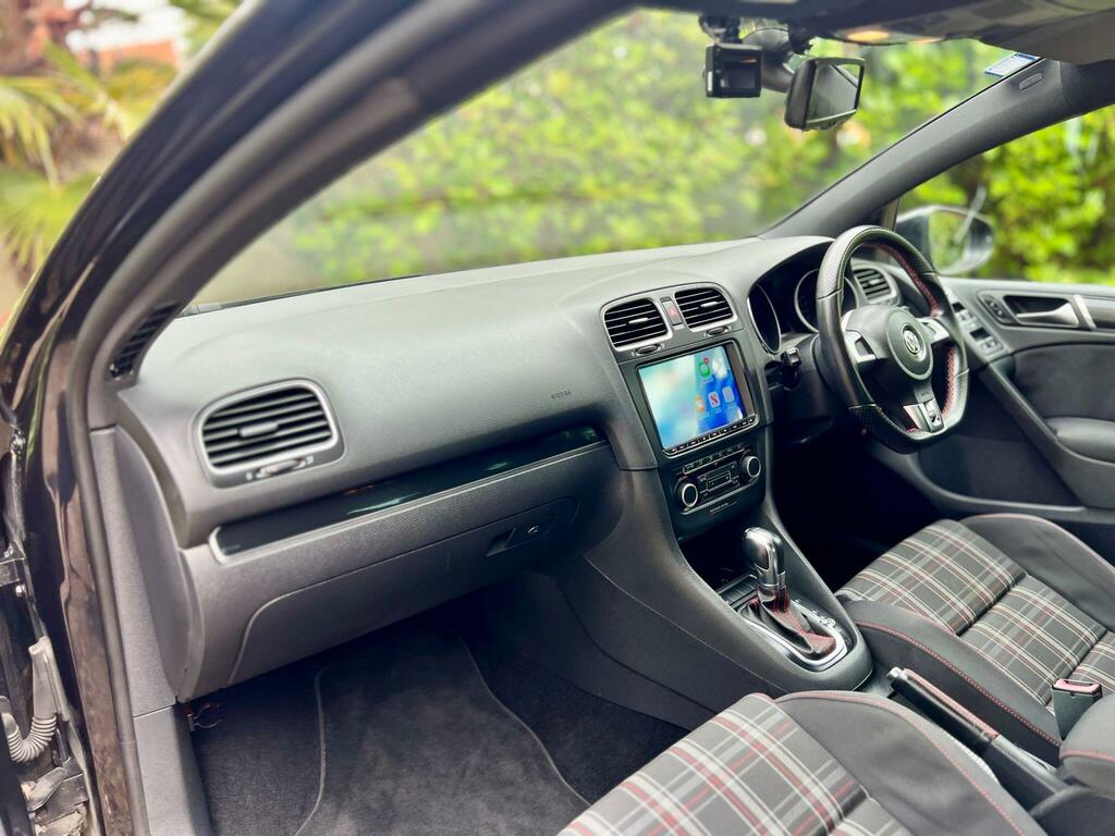 Volkswagen Golf 1.6 Tdi Se Euro 5 Red #16