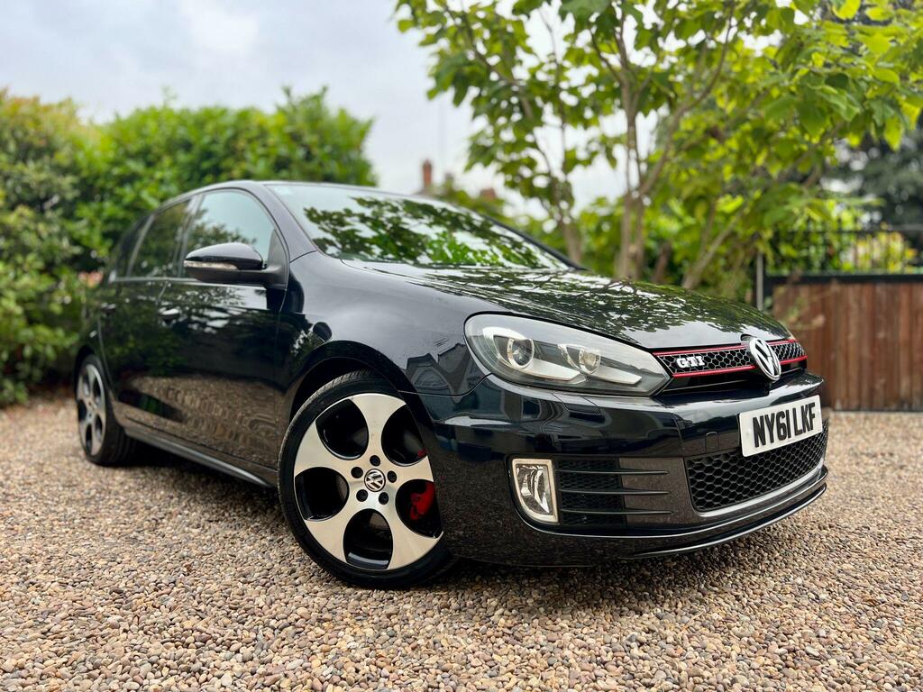 Volkswagen Golf Gti Black