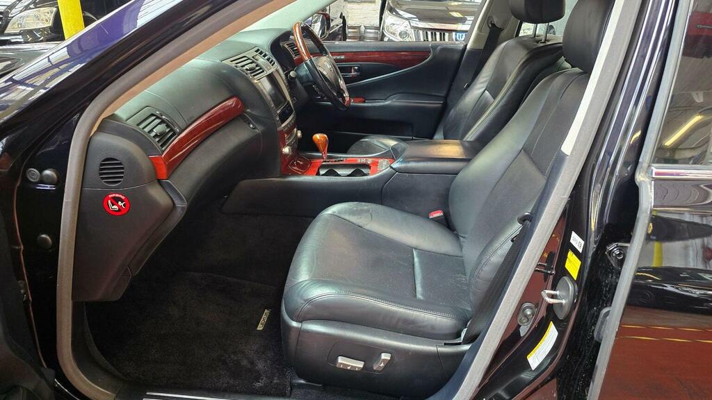 Lexus LS 600H L Rsr Black #20