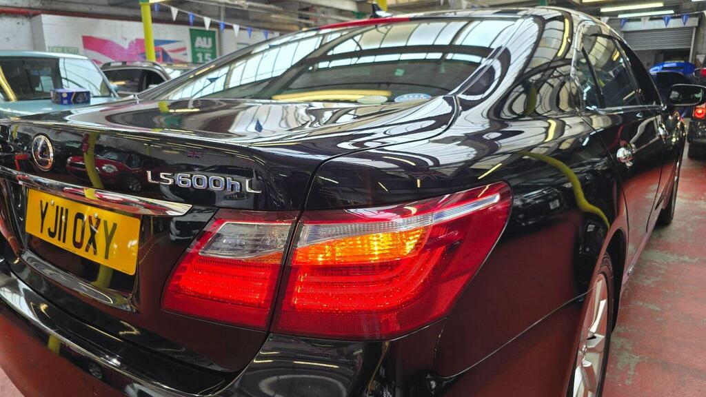 Lexus LS 600H L Rsr Black #44