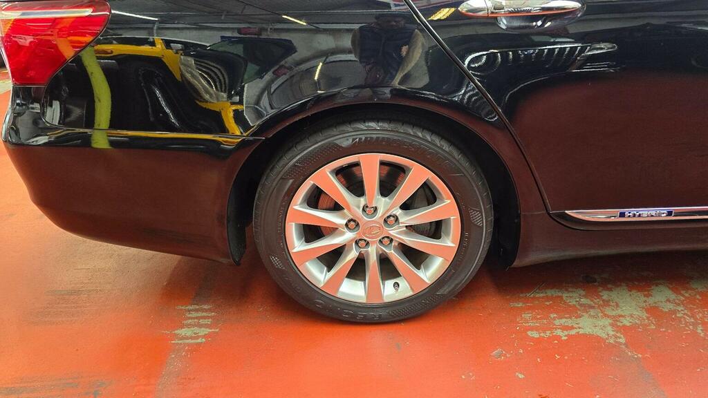 Lexus LS 600H L Rsr Black #51