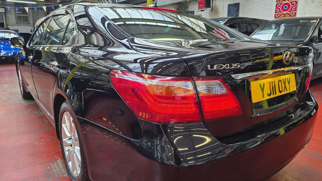 Lexus LS 600H L Rsr Black #45