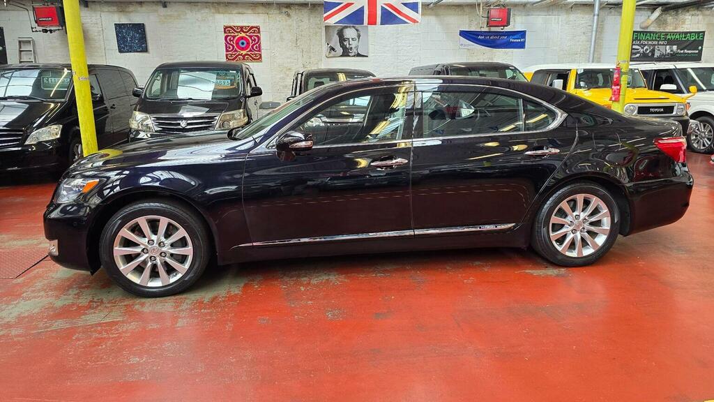 Lexus LS 600H L Rsr Black #42