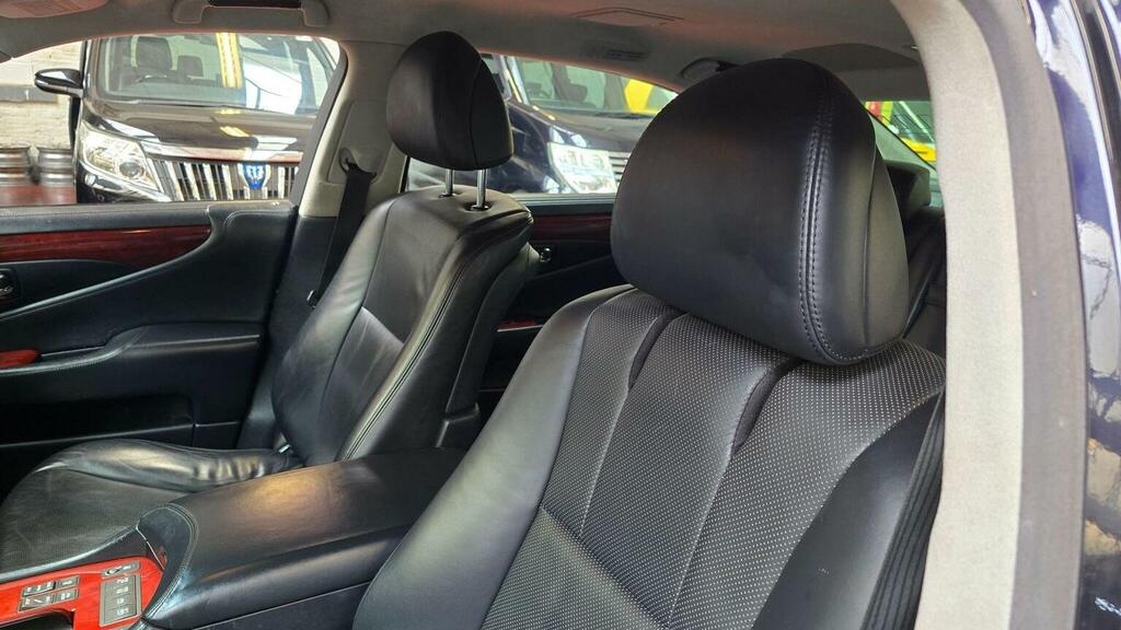 Lexus LS 600H L Rsr Black #21