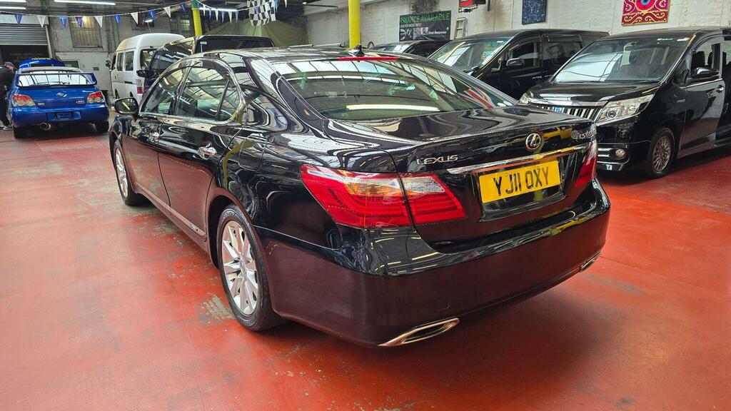 Lexus LS 600H L Rsr Black #41