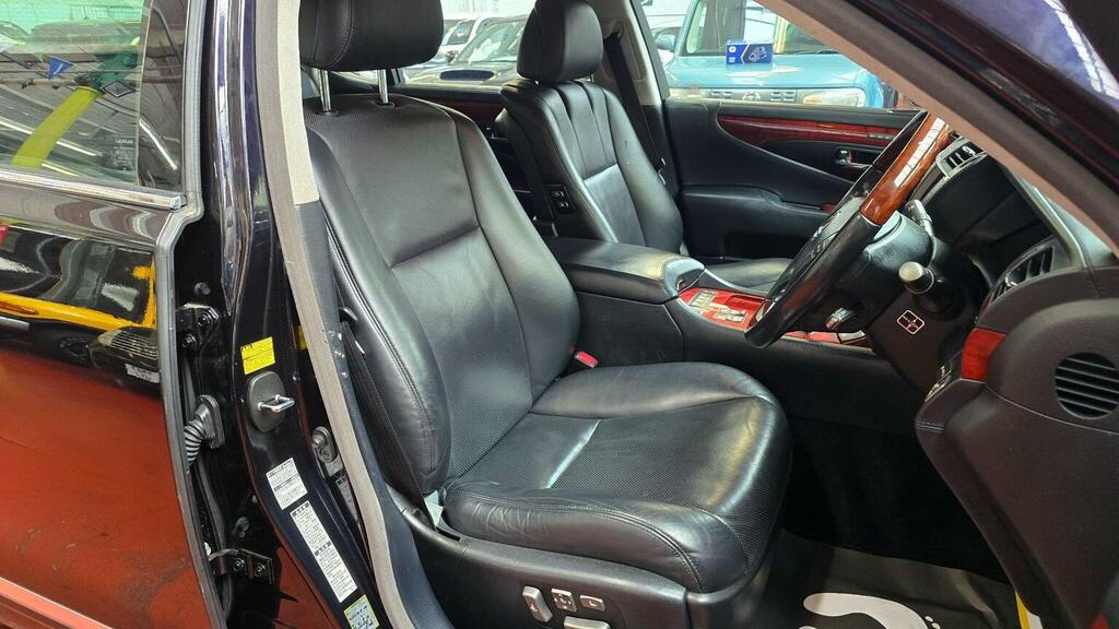 Lexus LS 5.0 Ls600hl V8 Premier Cvt 4Wd Lwb YJ11OXY Black #5