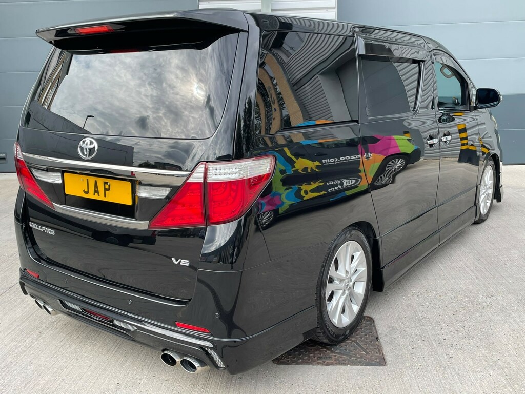 Toyota Vellfire #20
