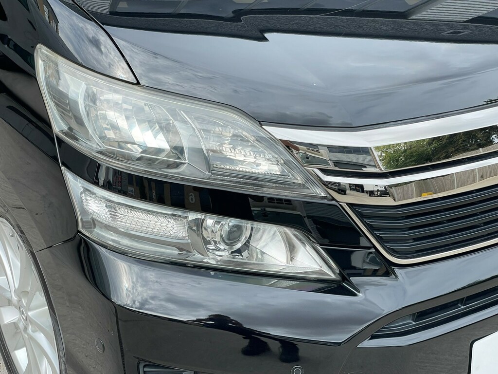 Toyota Vellfire 3.5 V6 Superb Sought After High Spec Black #3