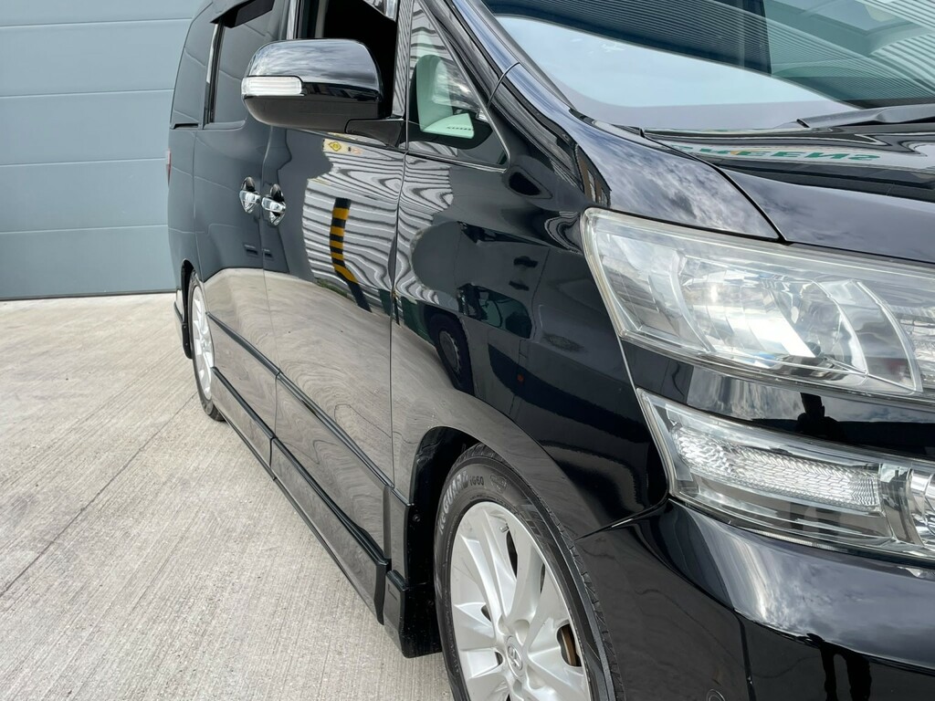 Toyota Vellfire 3.5 V6 Superb Sought After High Spec Black #5