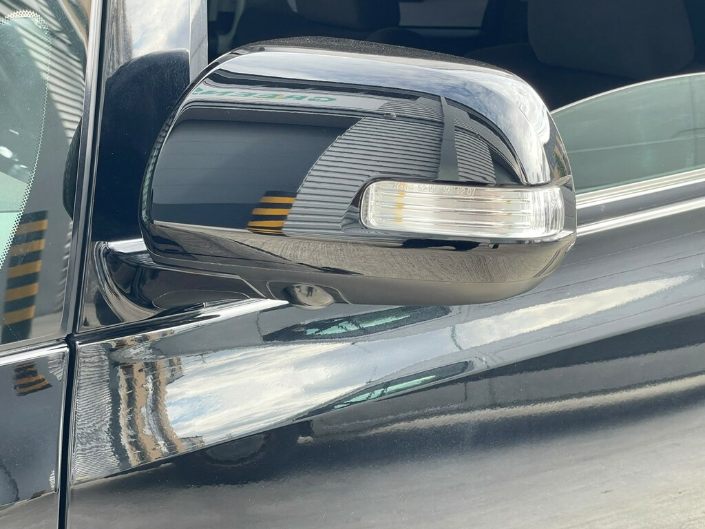 Toyota Vellfire #34