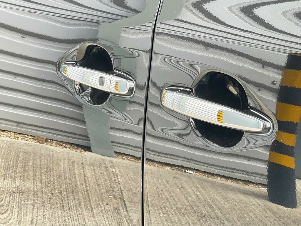 Toyota Vellfire #36