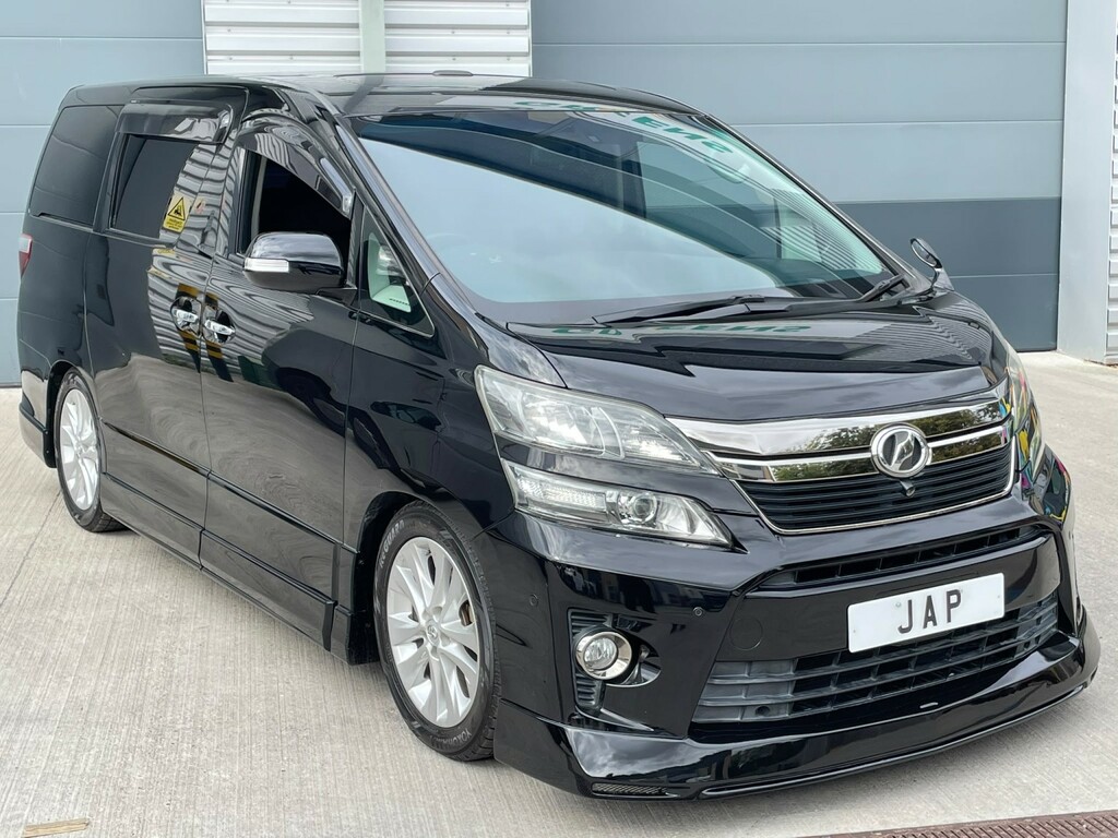 Toyota Vellfire 3.5 V6 Superb Sought After High Spec Black