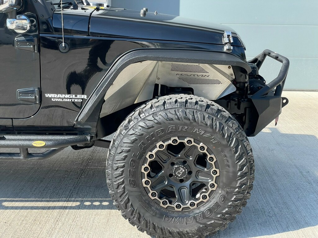 Jeep Wrangler Crd Sahara Red #13