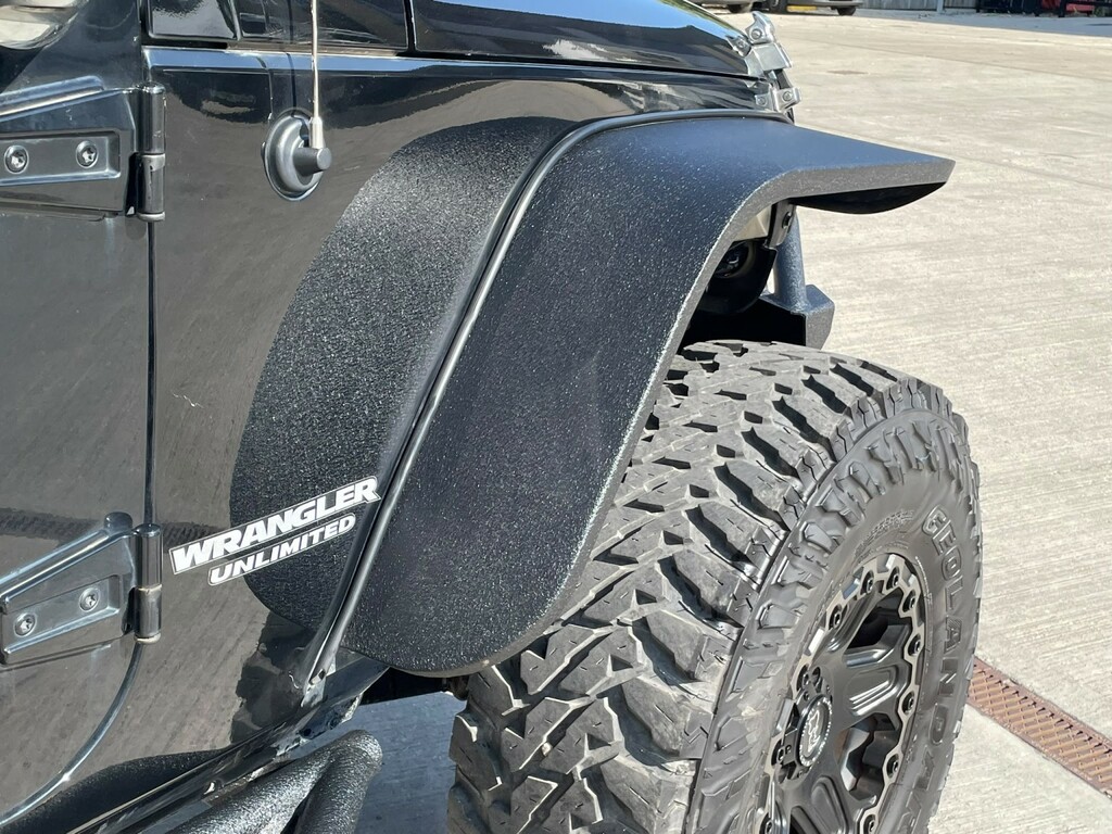 Jeep Wrangler Crd Sahara Red #10