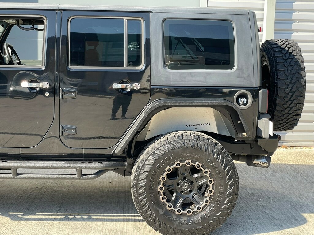 Jeep Wrangler Crd Sahara Red #29