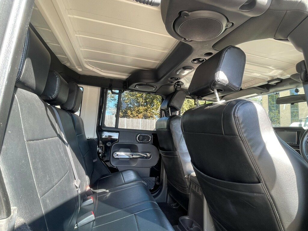 Jeep Wrangler Crd Sahara Red #55