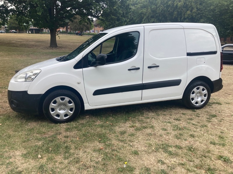 Peugeot Partner Panel Van White #14
