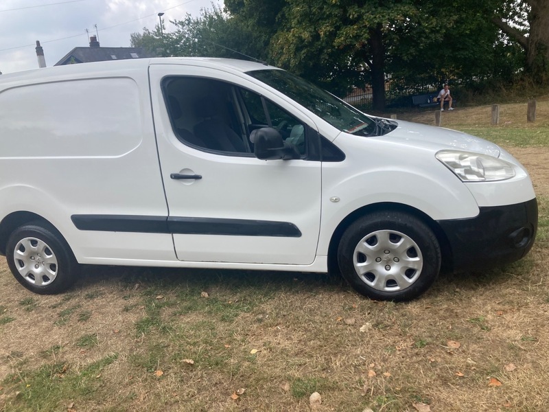 Peugeot Partner Panel Van White #44