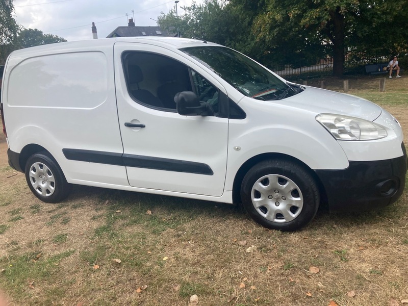 Peugeot Partner Panel Van White #52