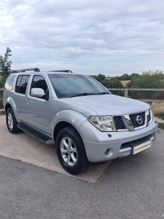 Nissan Pathfinder 2.5 Dci Tekna BT59HRE  #3