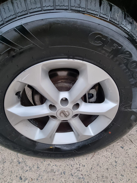 Nissan Pathfinder Acenta Black #19