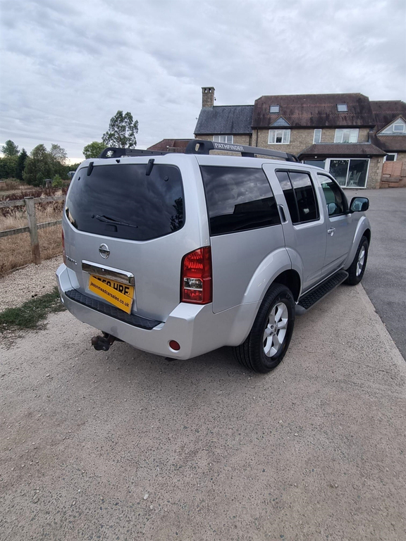 Nissan Pathfinder Acenta Black #8