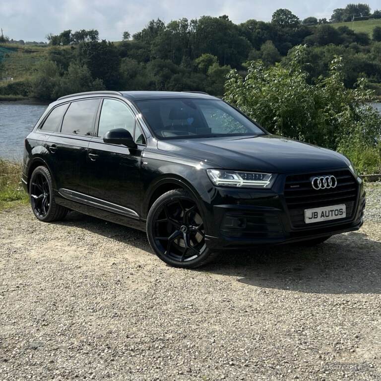 Audi Q7 3.0 Tdi Quattro S Line Tip Black