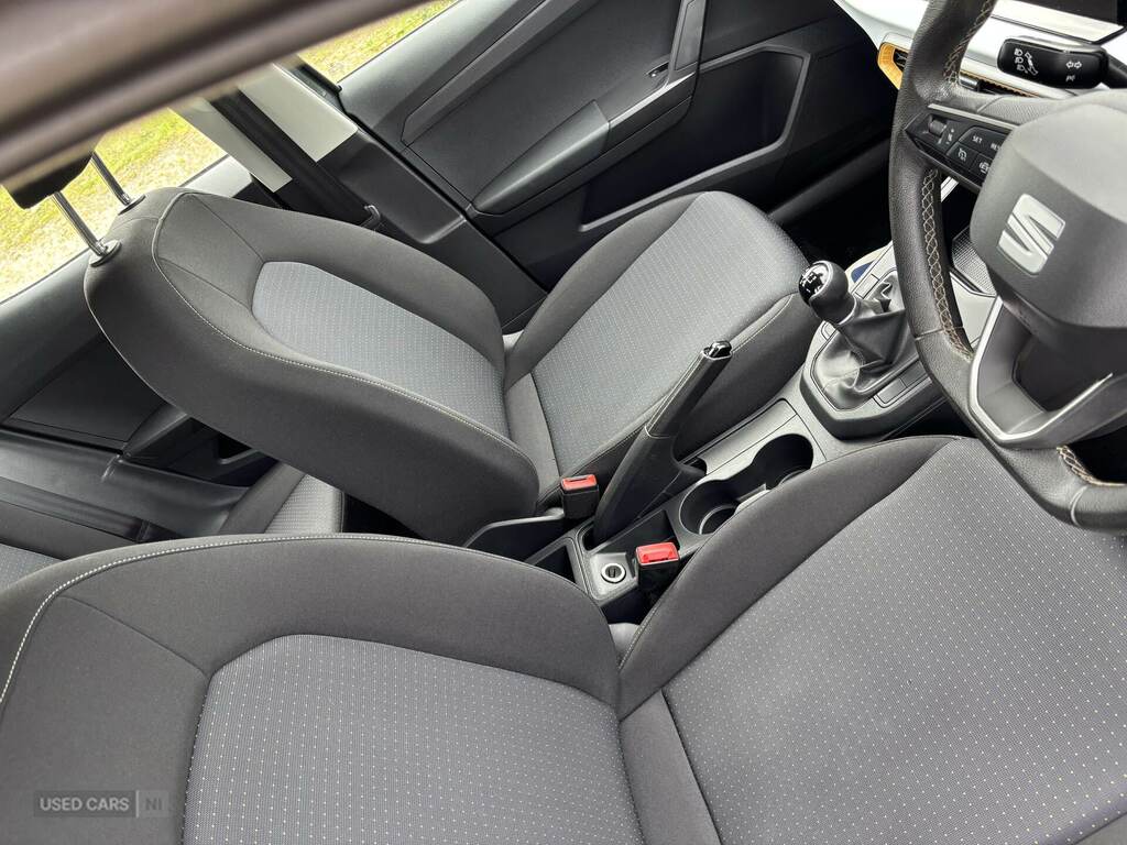 Seat Ibiza 1.0 Tsi 95 Se Technology YF22EDX Grey #4
