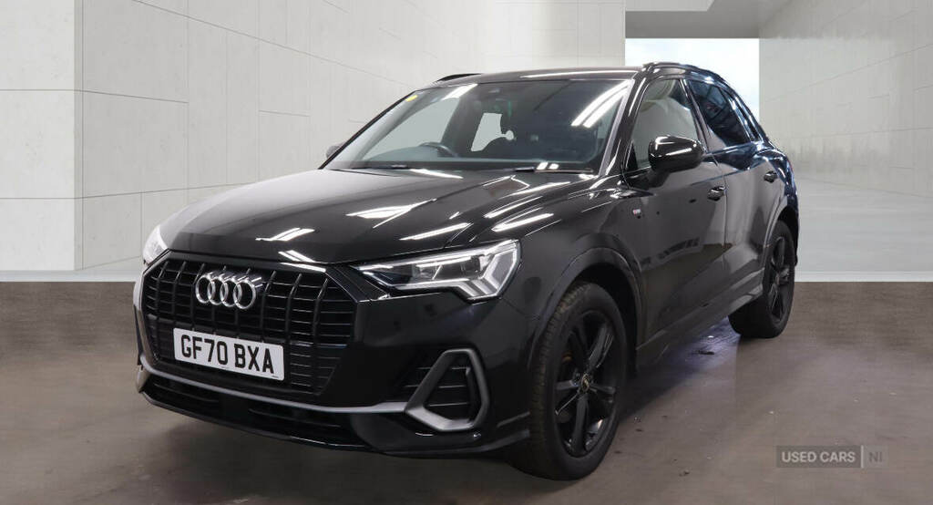 Audi Q3 35 Tdi S Line S Tronic Black #2