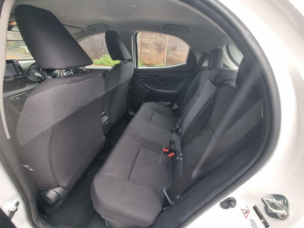 Toyota Yaris Hatchback #13