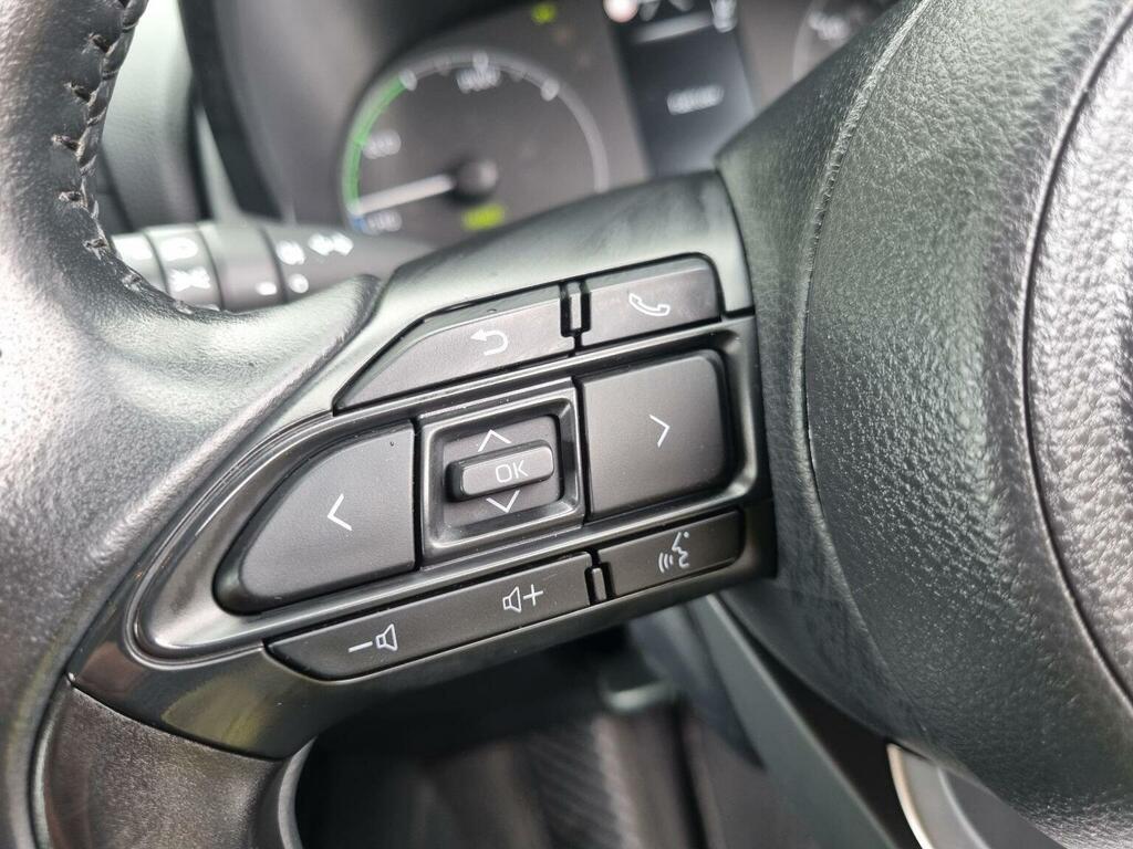 Toyota Yaris Hatchback #17