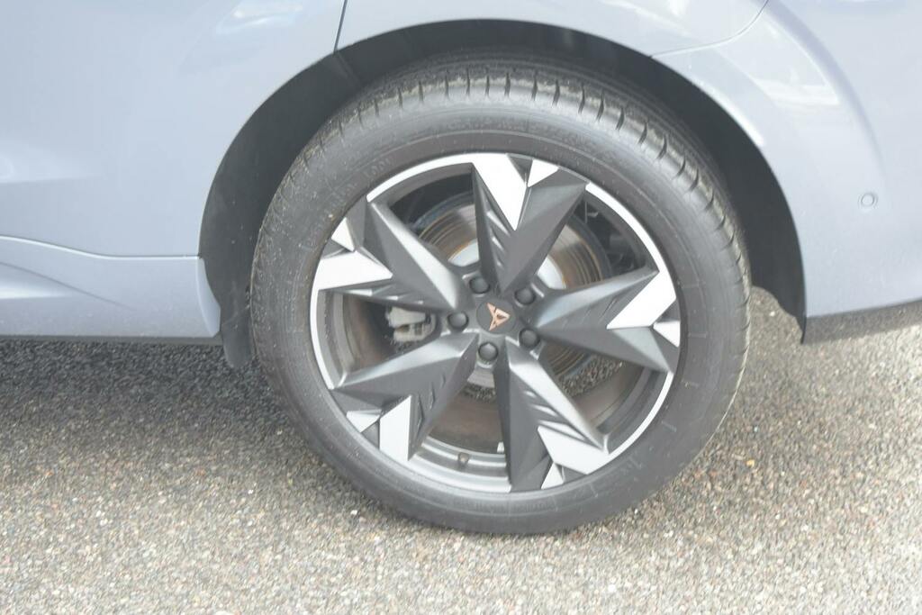 Cupra Terramar 1.5 Ehybrid 25.8Kwh V2 Suv Plug In Hybr Grey #5