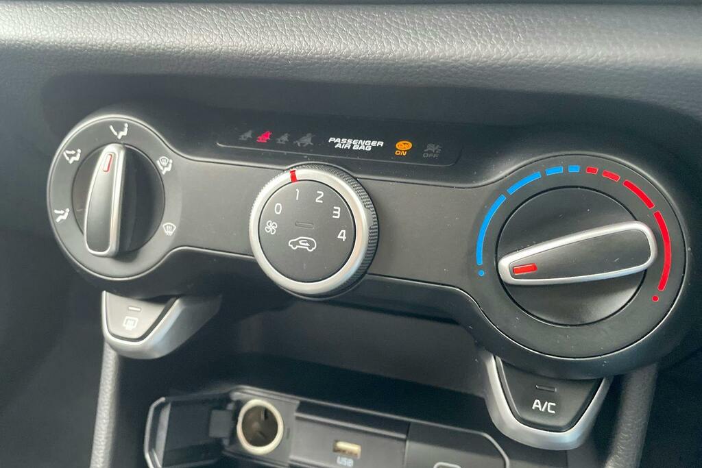 Kia Picanto 1.2 Amt Gt-line S Black #22