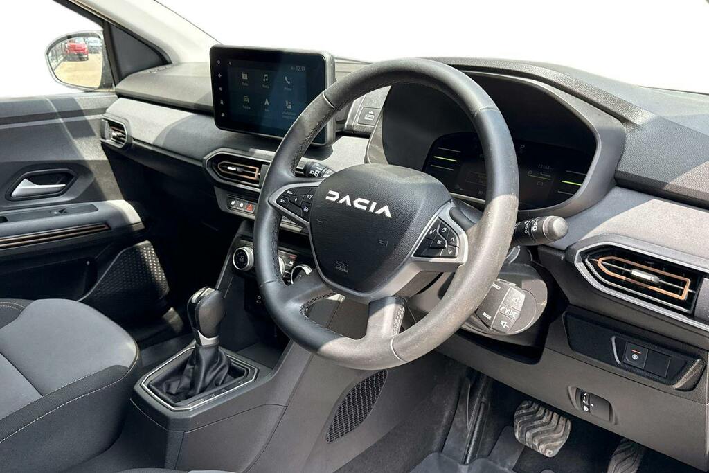 Dacia Jogger 1.6 Hybrid Extreme Mpv Hybrid Green #6