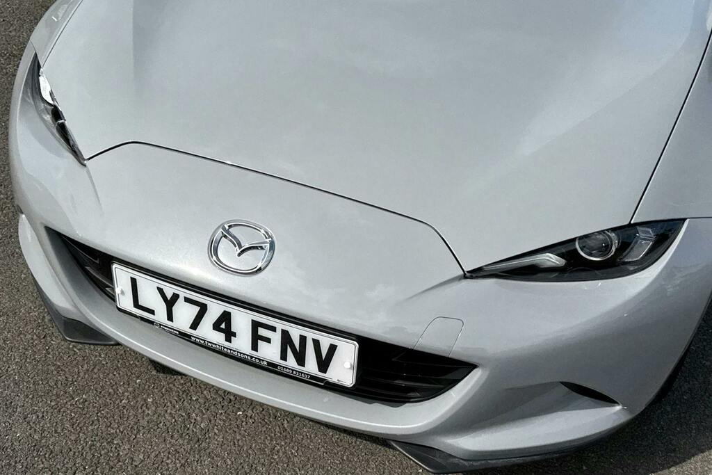 Mazda MX-5 Exclusive-line Red #40