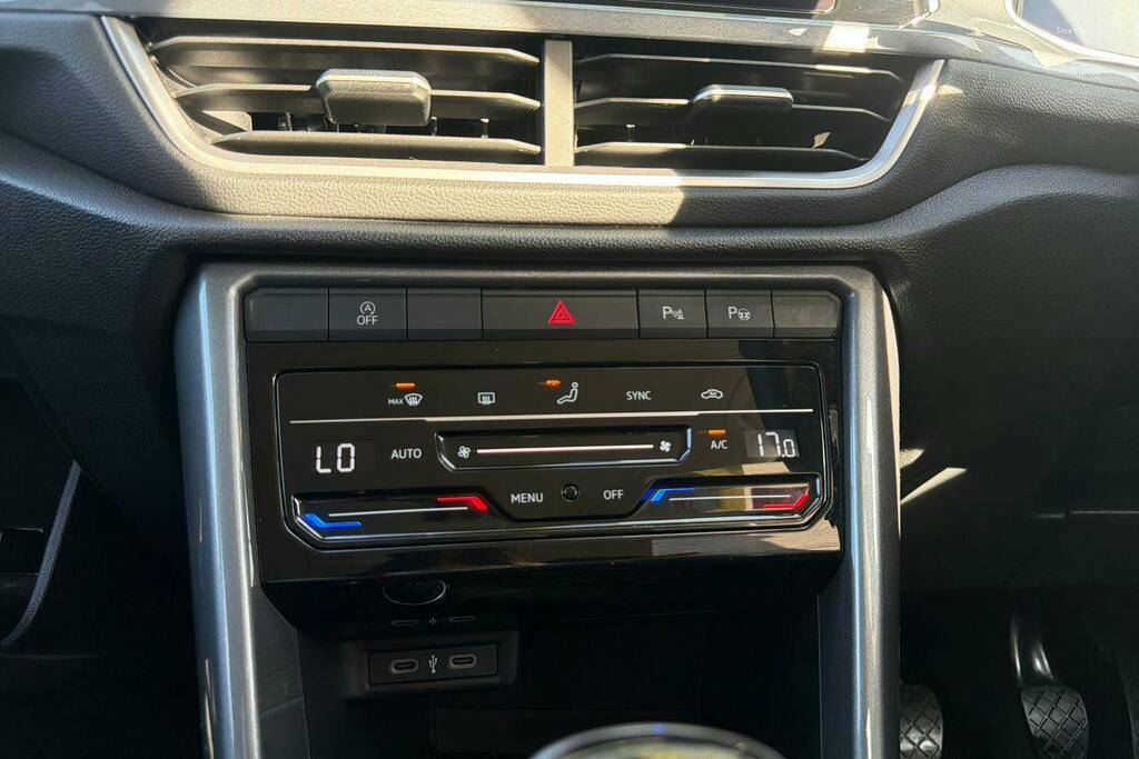 Volkswagen T-Roc Volkswagen T-roc 1.5 Tsi Style Convertible Pet Blue #42