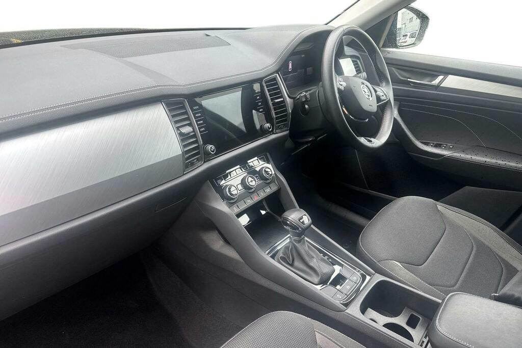 Skoda Kodiaq 1.5 Tsi Act Se Drive Suv Dsg Grey #2