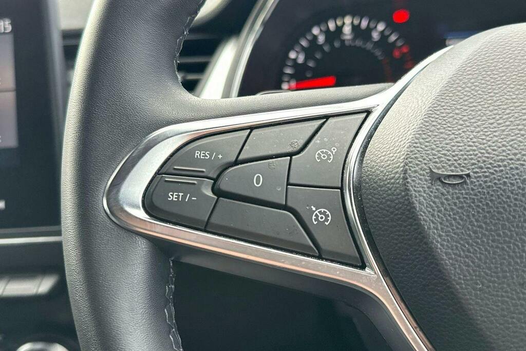 Renault Captur Evolution Black #17