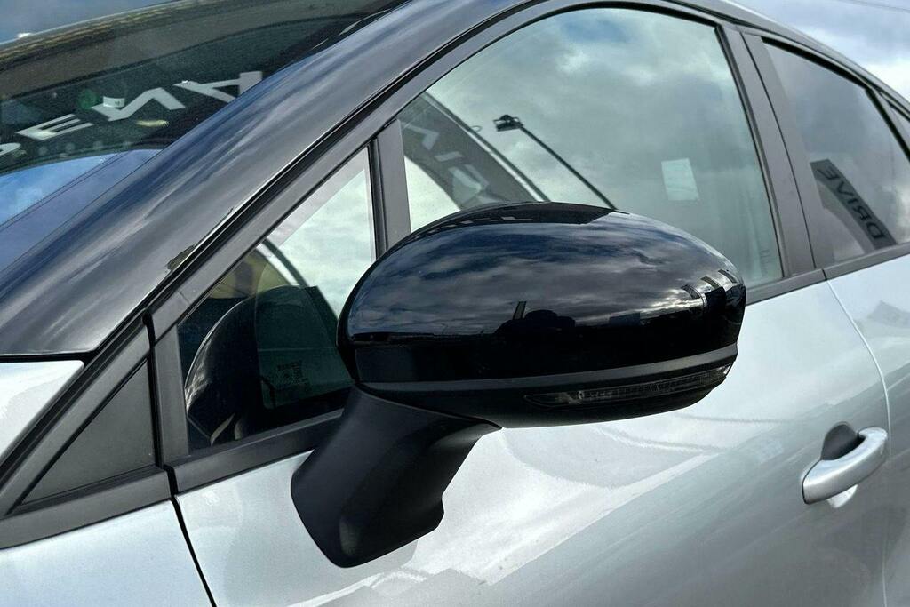 Renault Captur Evolution Black #26