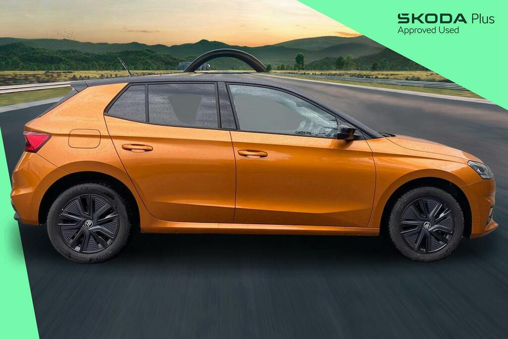 Skoda Fabia 1.0 Tsi Design Edition Hatchback Dsg Orange #4