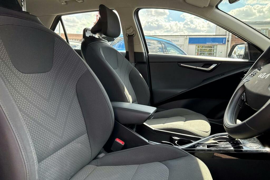 Kia Niro 2 Black #20