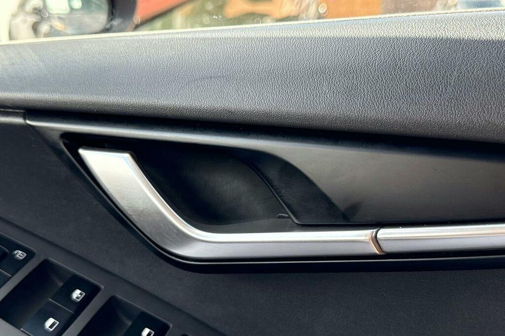 Kia Niro 2 Black #24