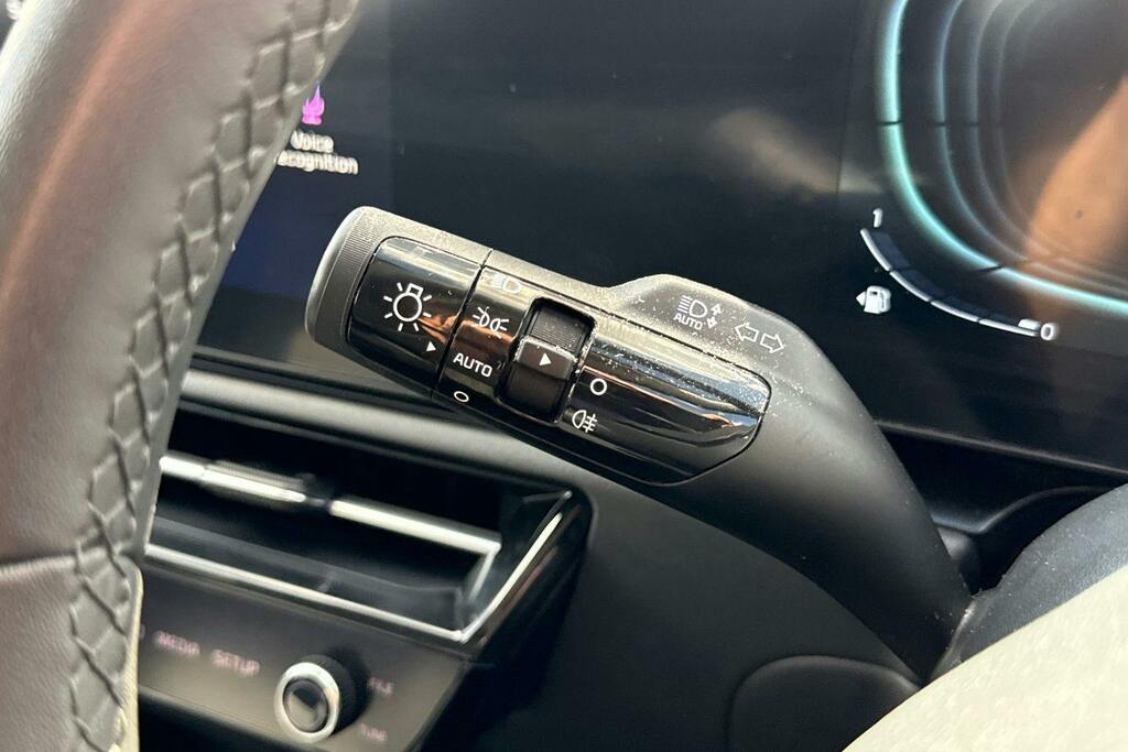 Kia Niro 2 Black #36