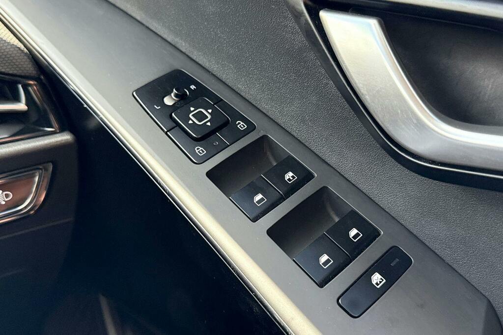Kia Niro 2 Black #21