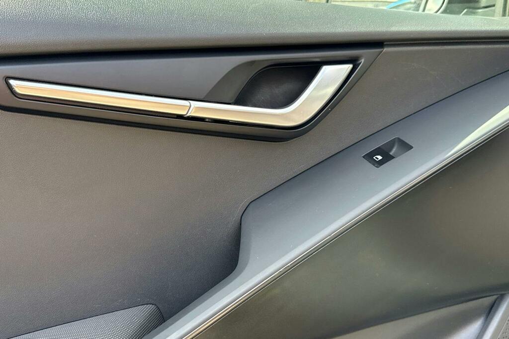 Kia Niro 2 Black #38