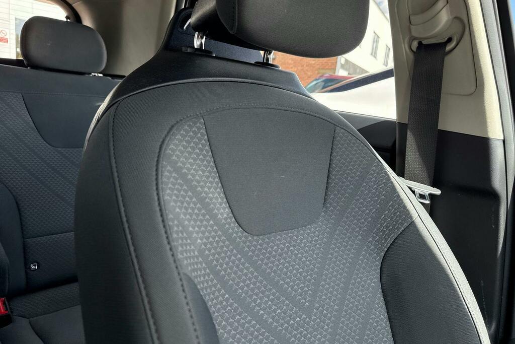 Kia Niro 2 Black #19