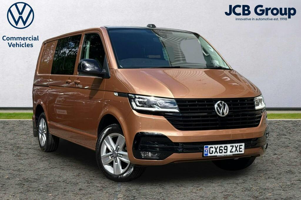 Volkswagen Transporter 2.0 Bitdi T32 Highline Kombi Double Cab Brown