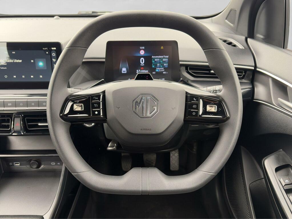 MG MG3 Hatchback Black #11