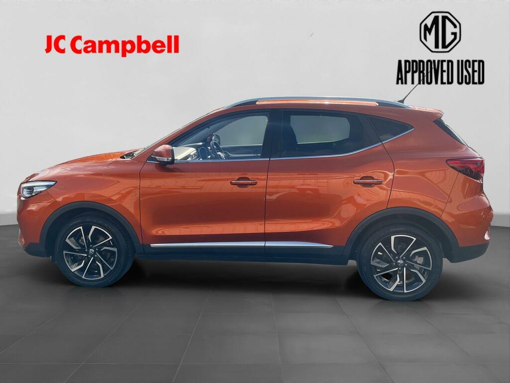 MG ZS Hatchback Black #4